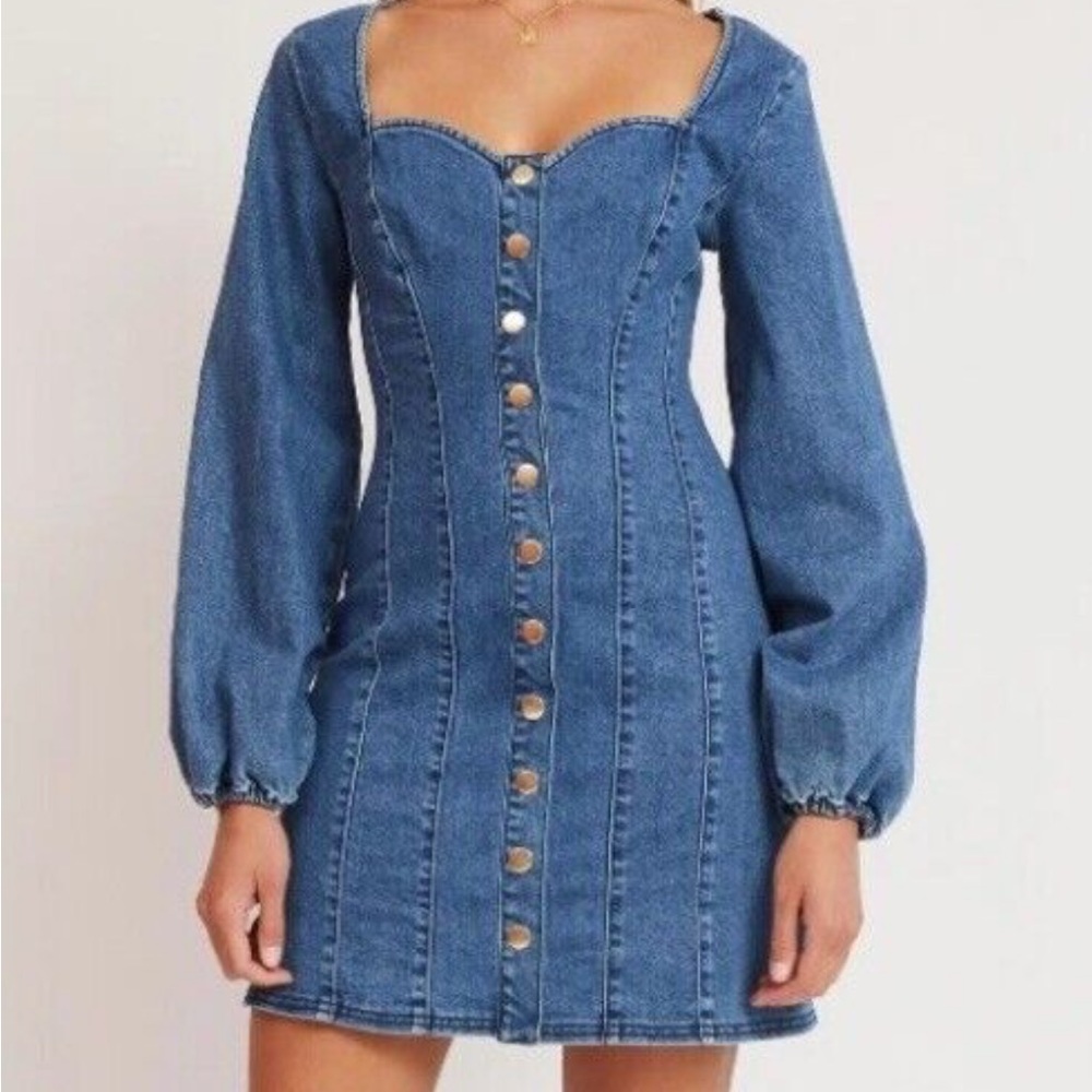 MABEL DENIM MINI DRESS. Finders keepers. - Picture 2 of 2